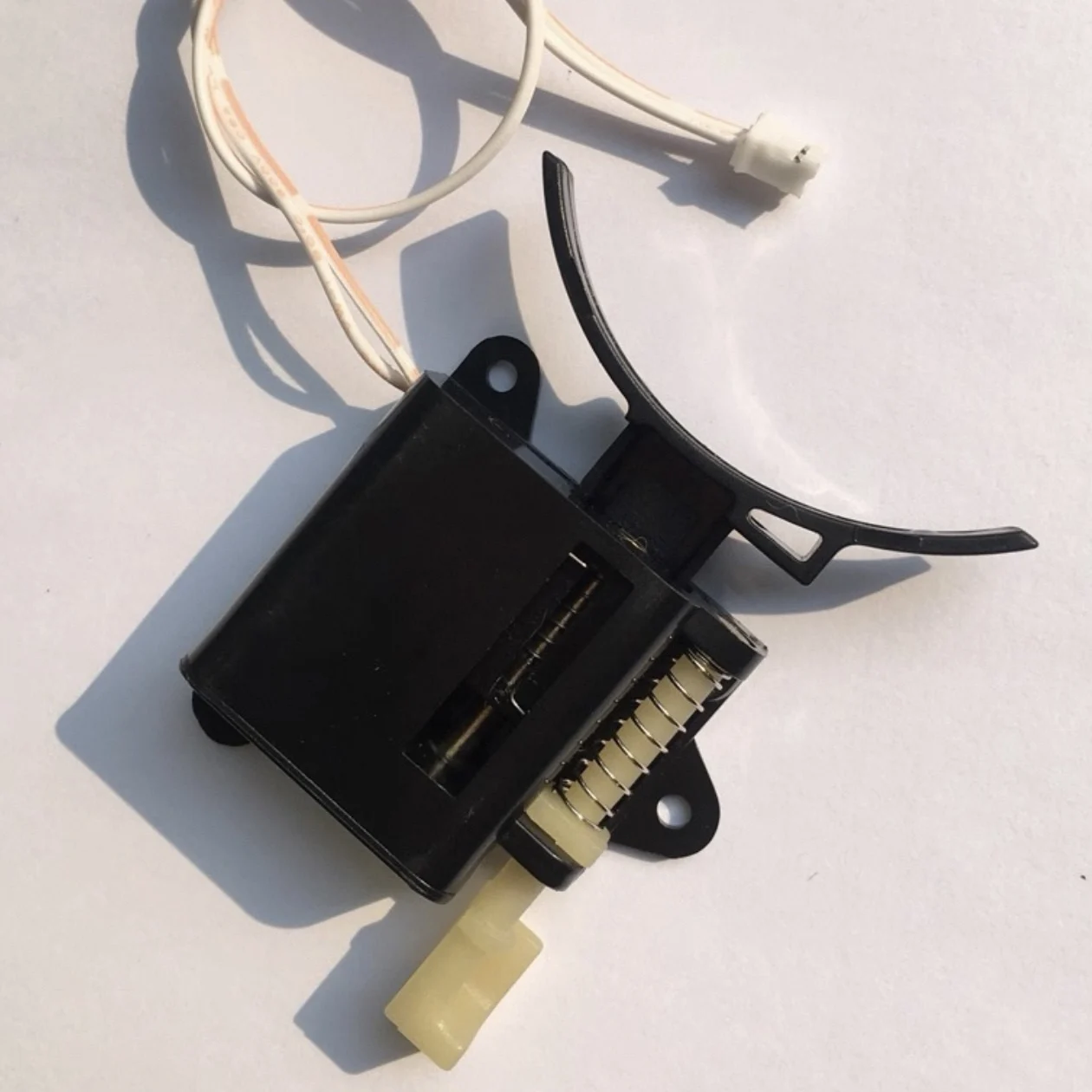 Accesorios para Cerraduras Int - Door Lock reseña y precio
